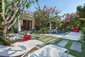 Villa Agni - tropical luxury in peaceful location a short walk from the best of Seminyak